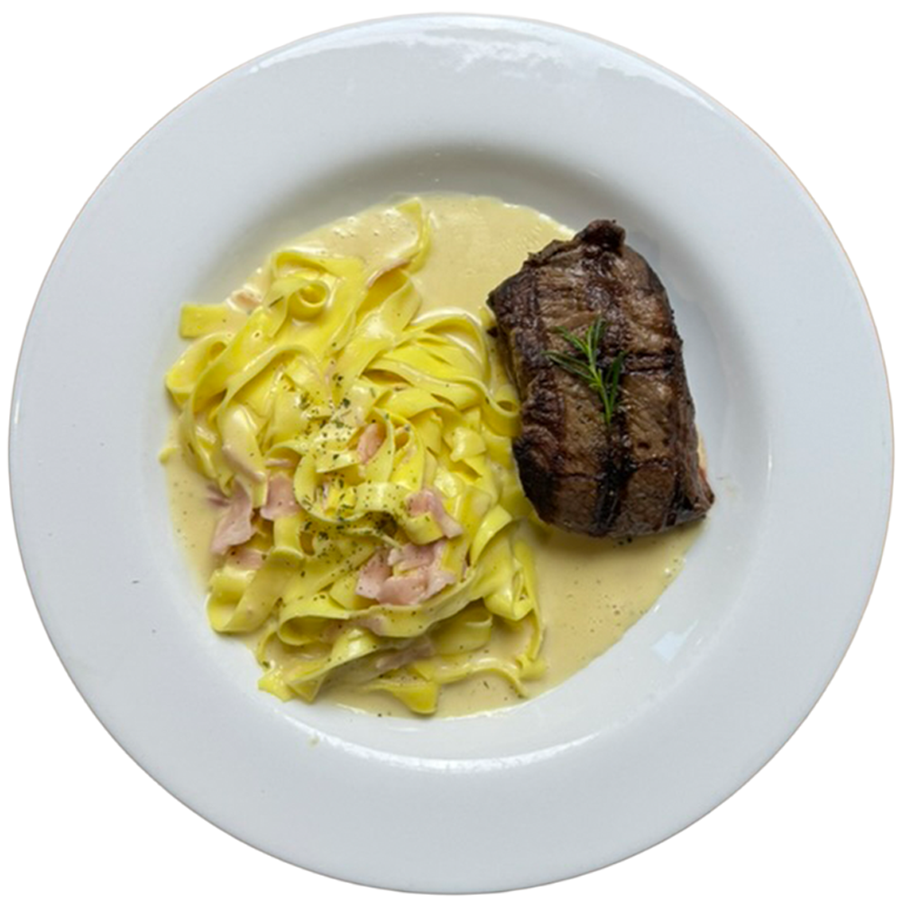 Tagliatelle en Salsa Alfredo